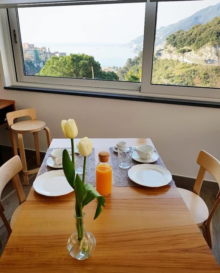 Ambrosea Amalfi Coast B&B В'єтрі Екстер'єр фото